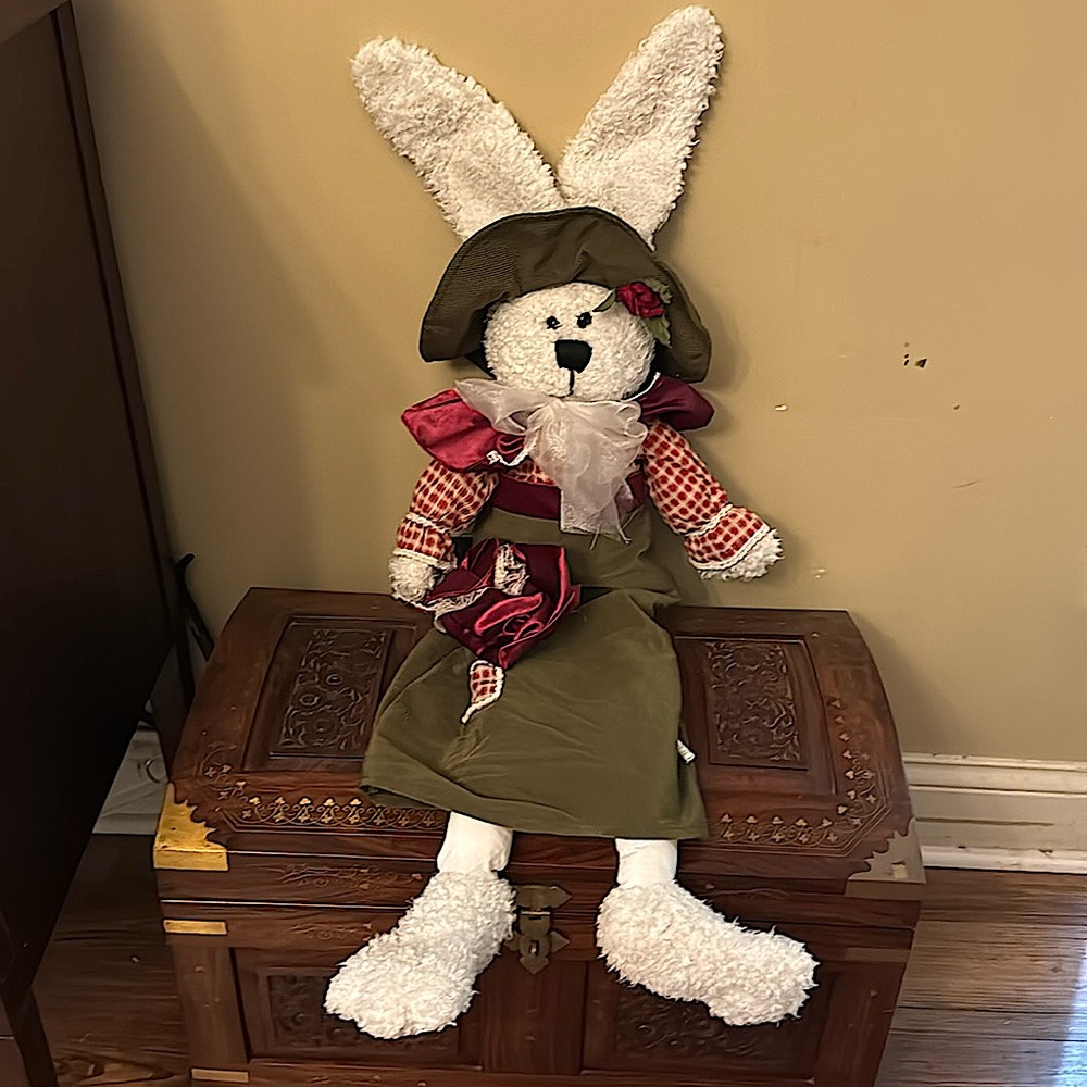 Big Easter bunny
